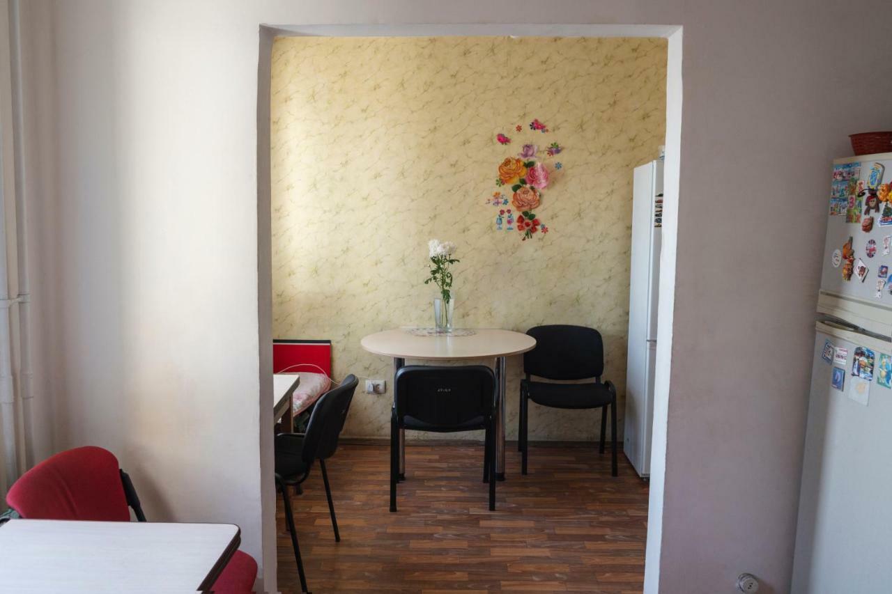 Panorama-Hostel Kyiv Exterior photo